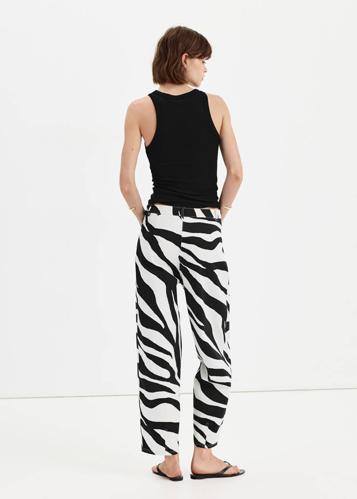 High-waisted balloon trousers — Black