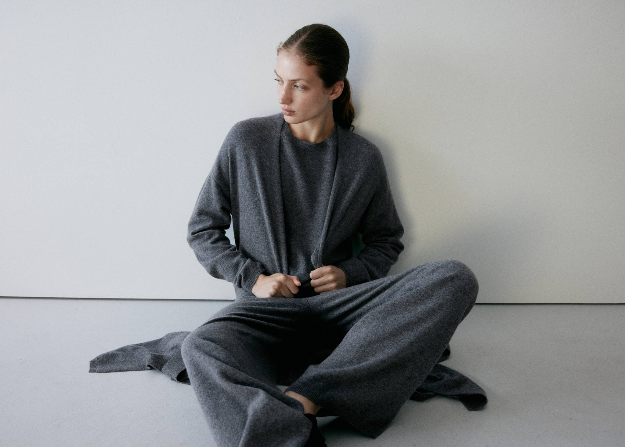 100% cashmere long cardigan with design - Panoramic plane