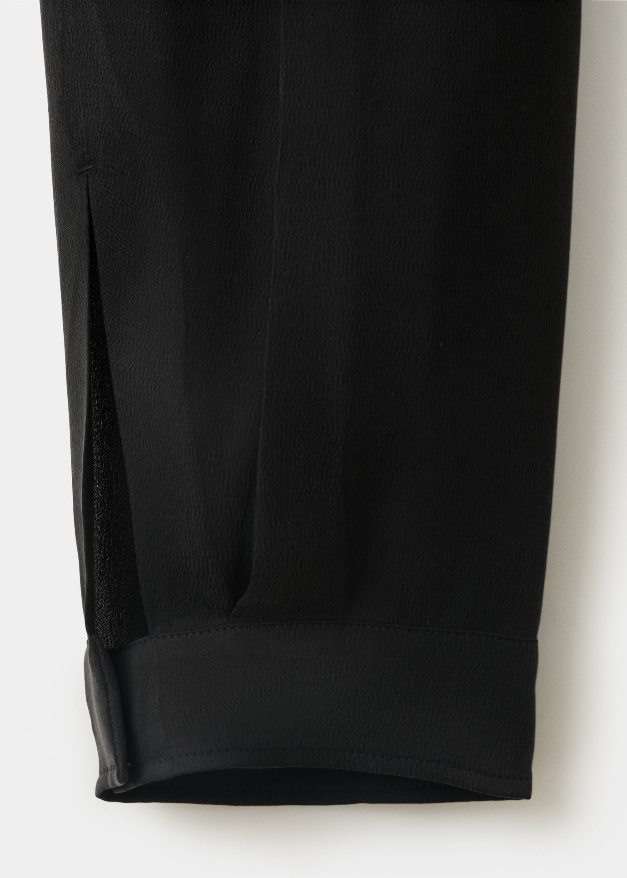 Mid-rise harem pants - Details of the article 0, Black. Ref: 37052904-00.