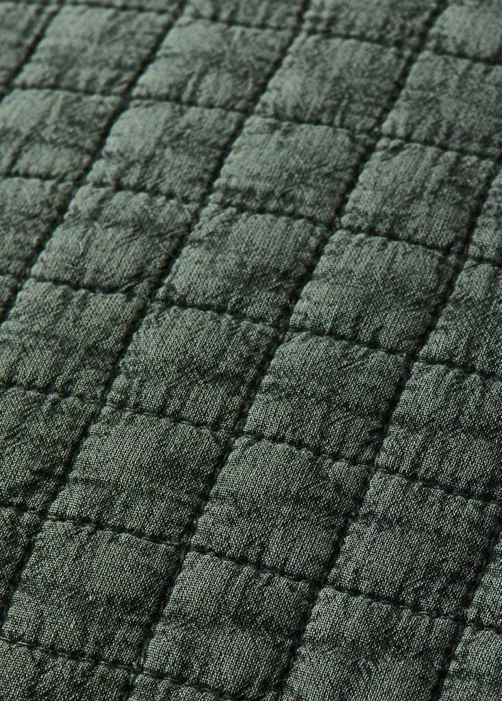 Garment-dyed cotton bed cushion cover 50x50 cm — Dark Green