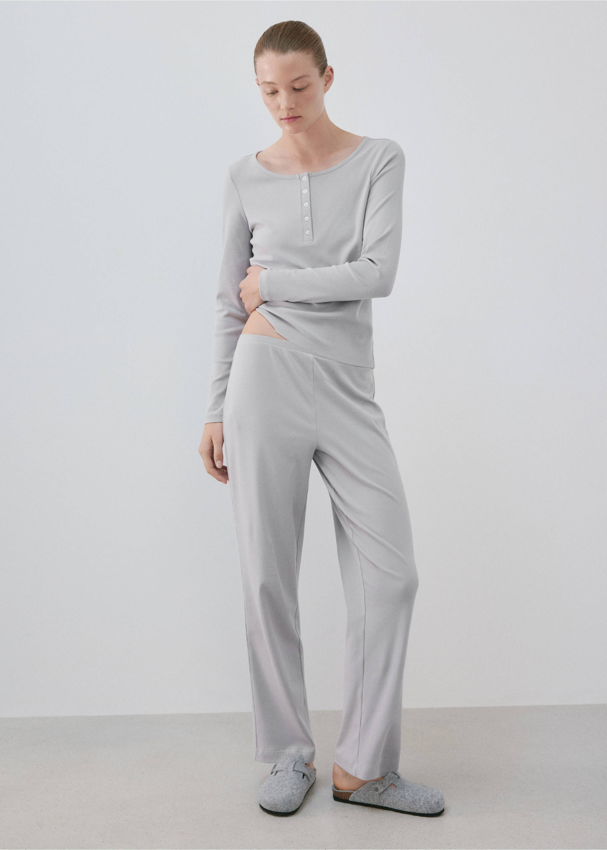 Pantalón pijama cintura elástica - Plano general, Gris. Ref: 37052916-00.
