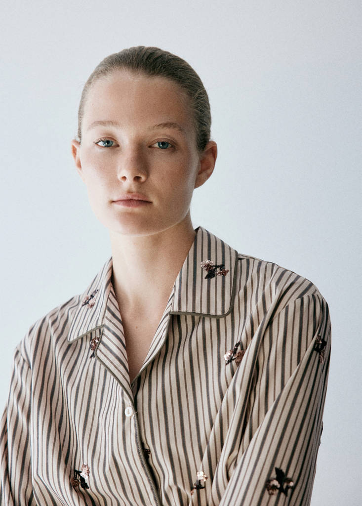 Striped shirt with embroidered flowers and sequins — Sand