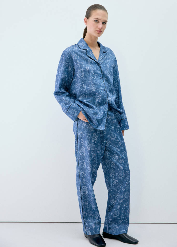 Printed pyjama trousers with piping — Navy