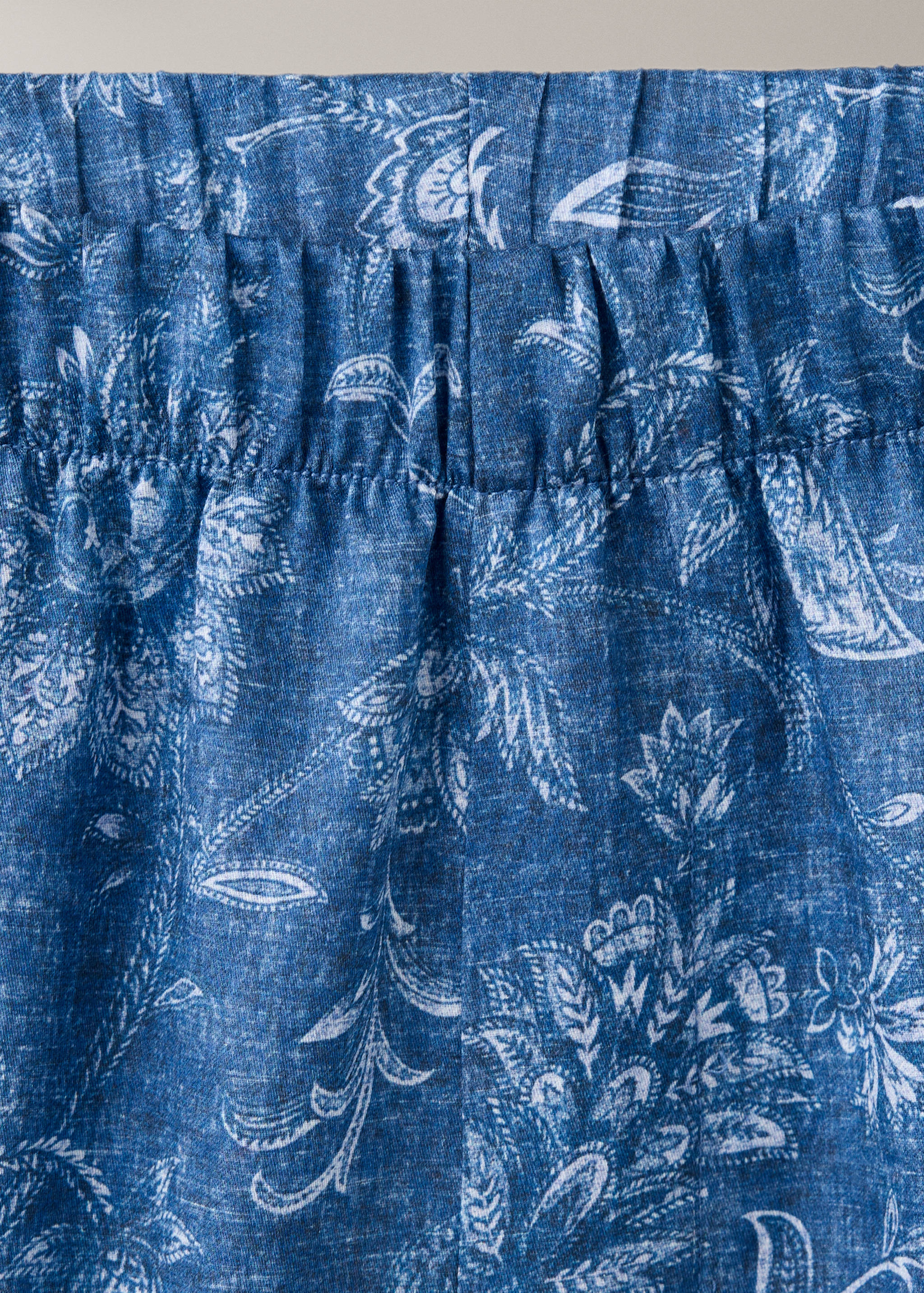 Printed pyjama trousers with piping - Details of the article 8