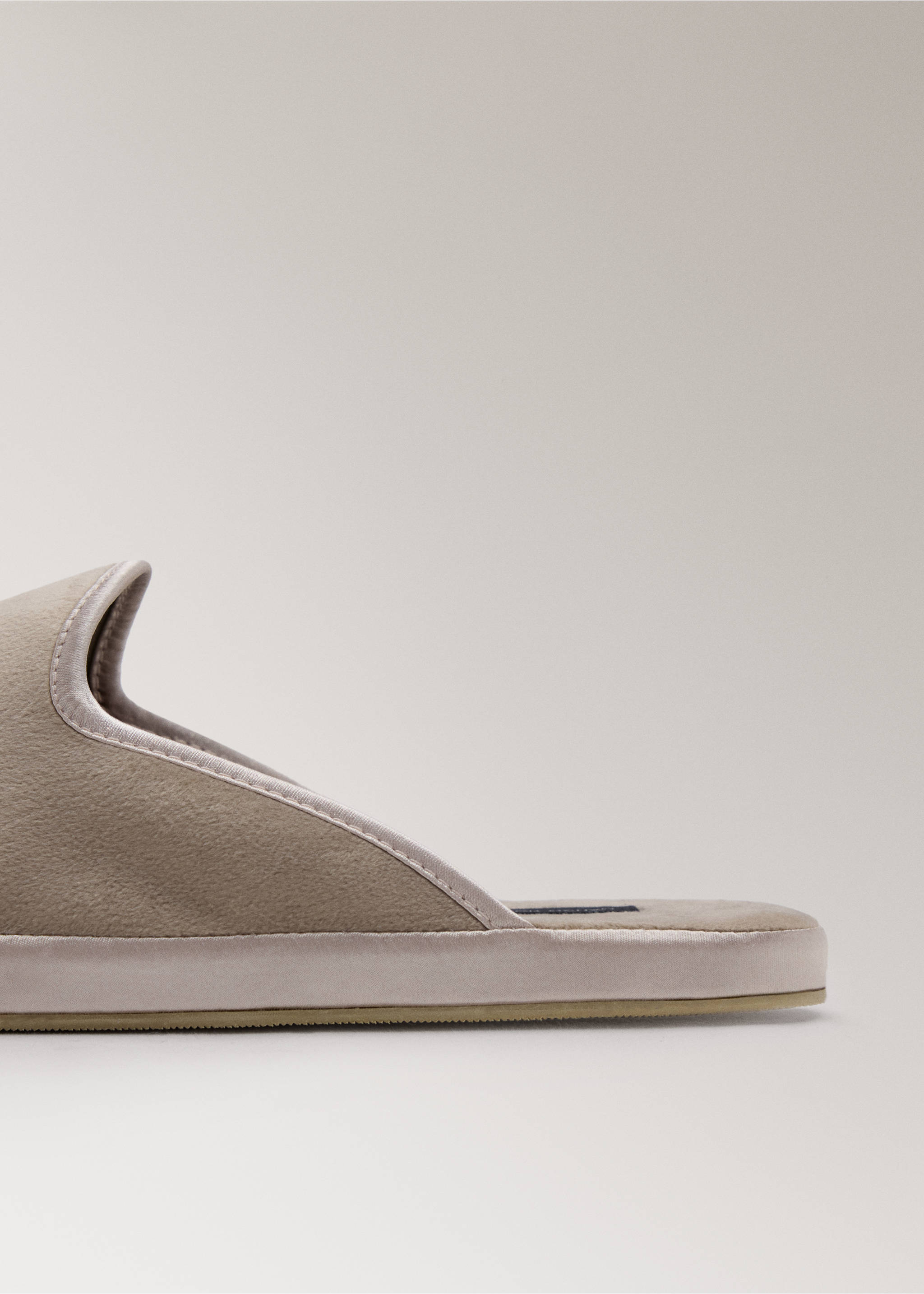 Open house slippers - Details of the article 1, Beige. Ref: 37052939-00.