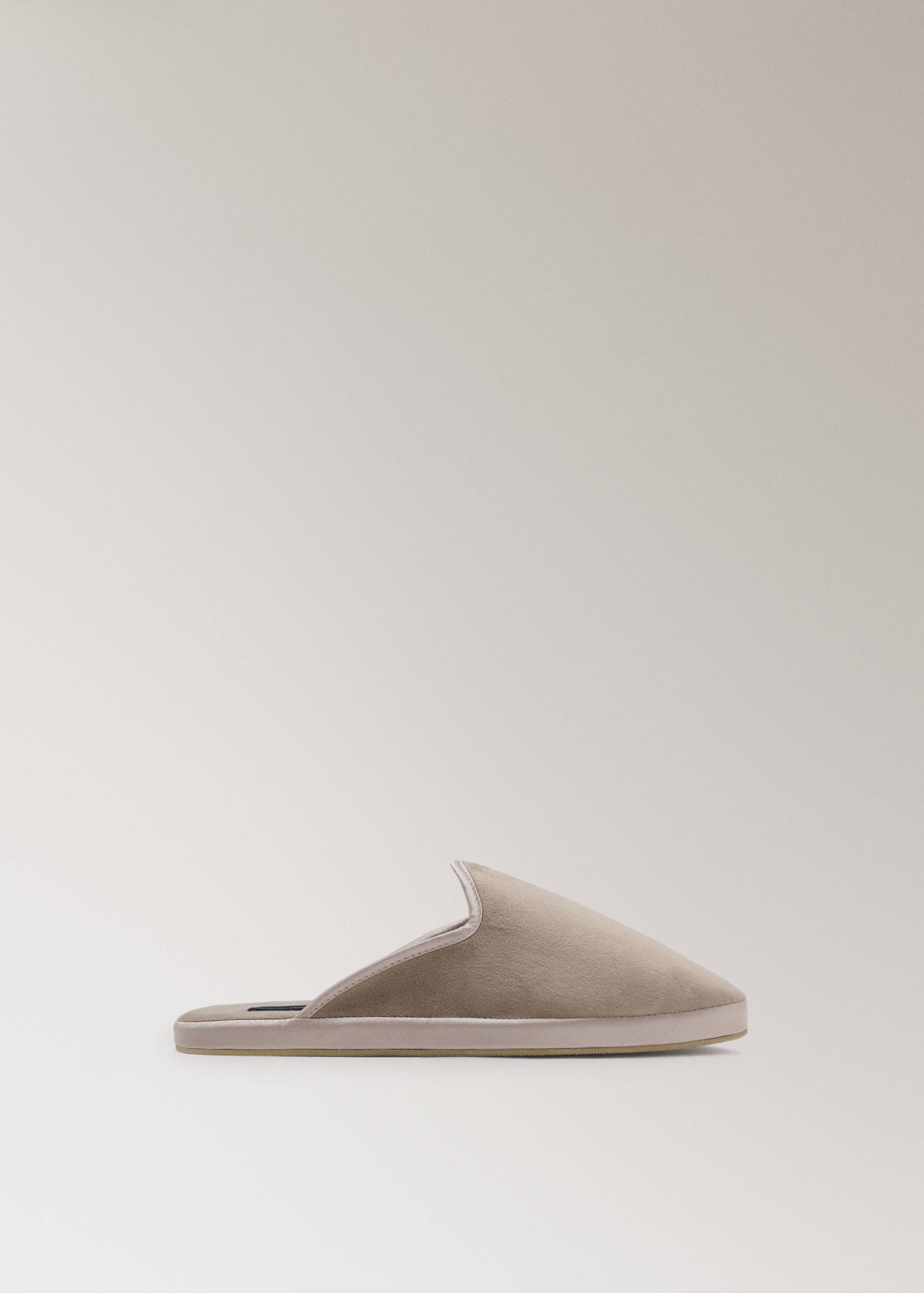 Open house slippers - Article without model
