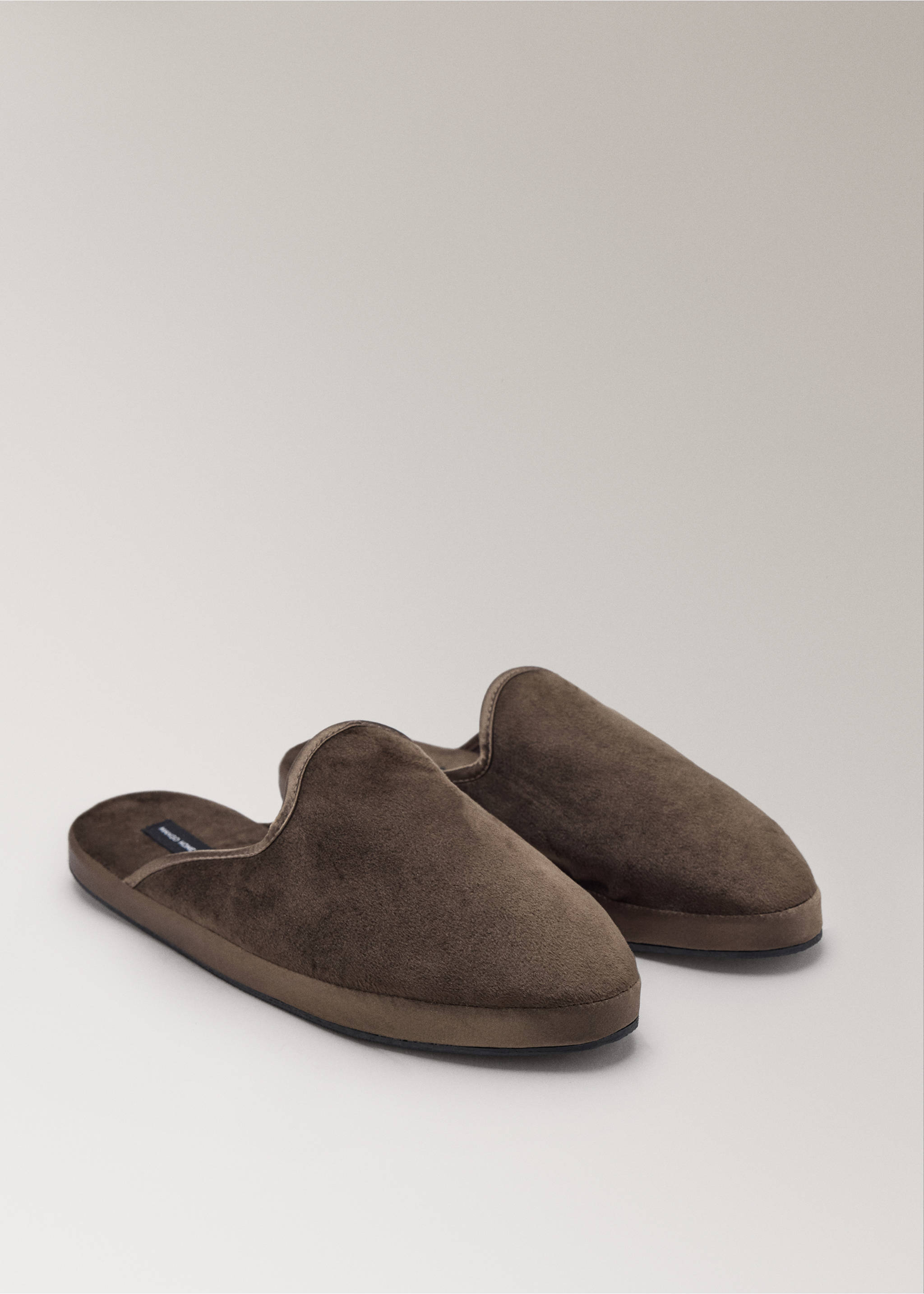 Open house slippers - Medium plane, Brown. Ref: 37052939-00.