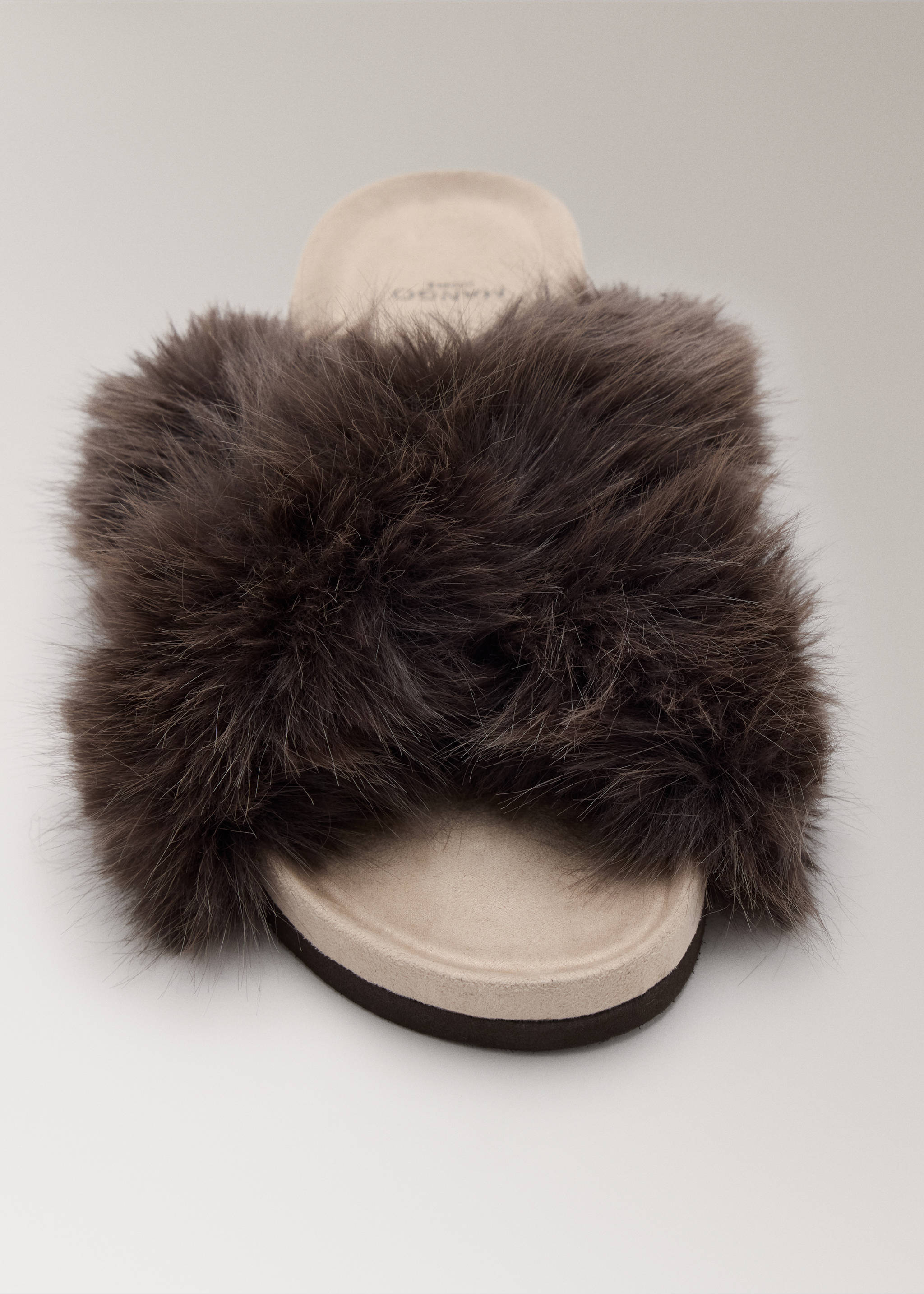 Cross-strap fur slippers - Details of the article 2, Brown. Ref: 37052940-00.
