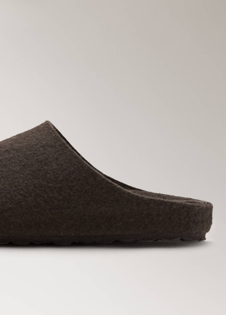 Felt clog slippers — Brown