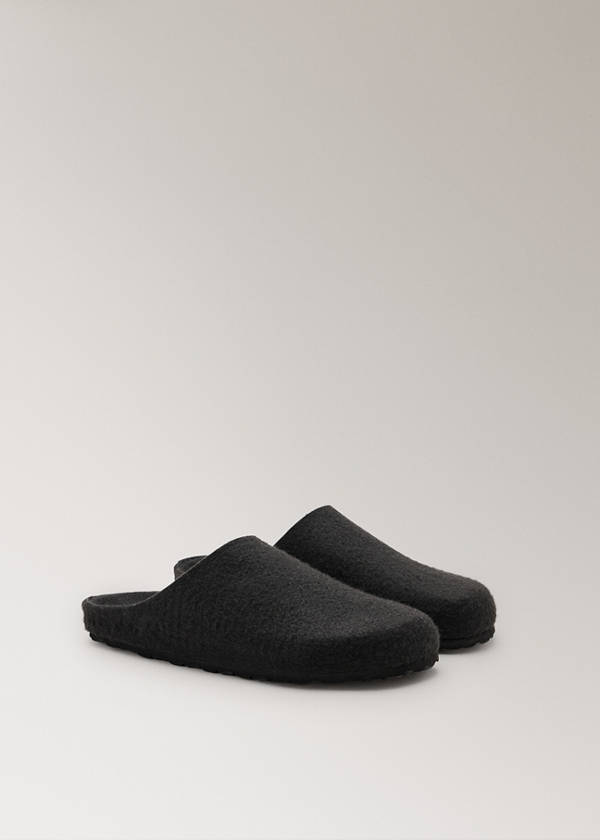 Felt clog slippers — Black