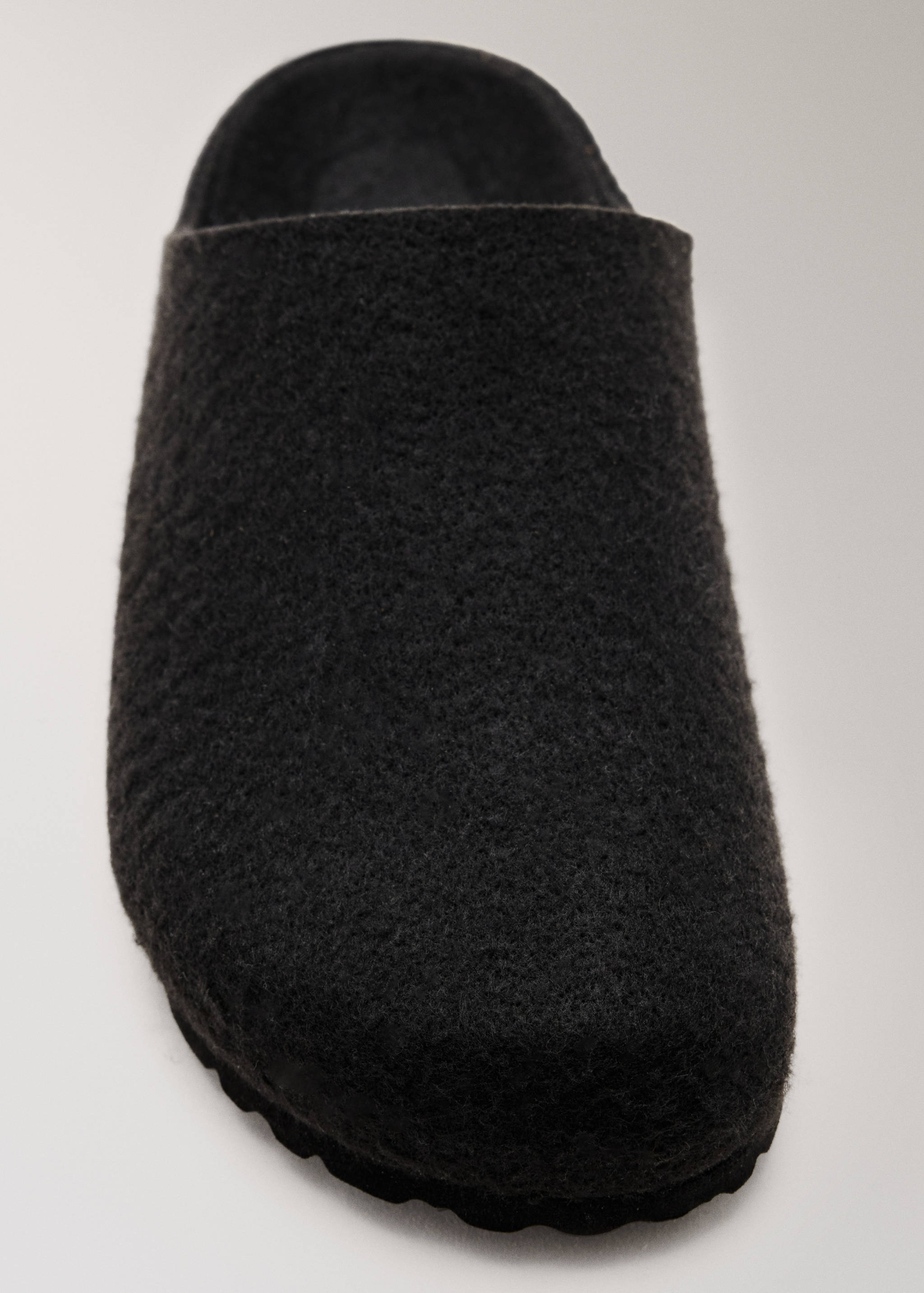 Slippers frateb - Details of the article 2