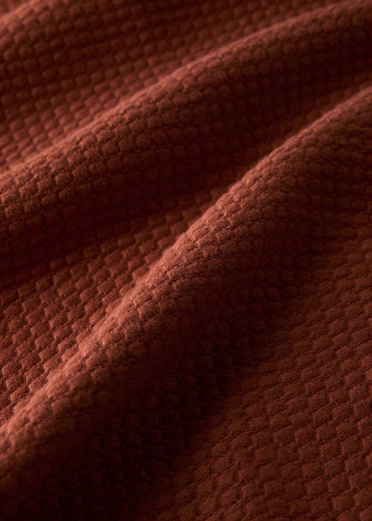 Stückgefärbte Tagesdecke aus Baumwolle für 180/200 cm Bett — Kognac