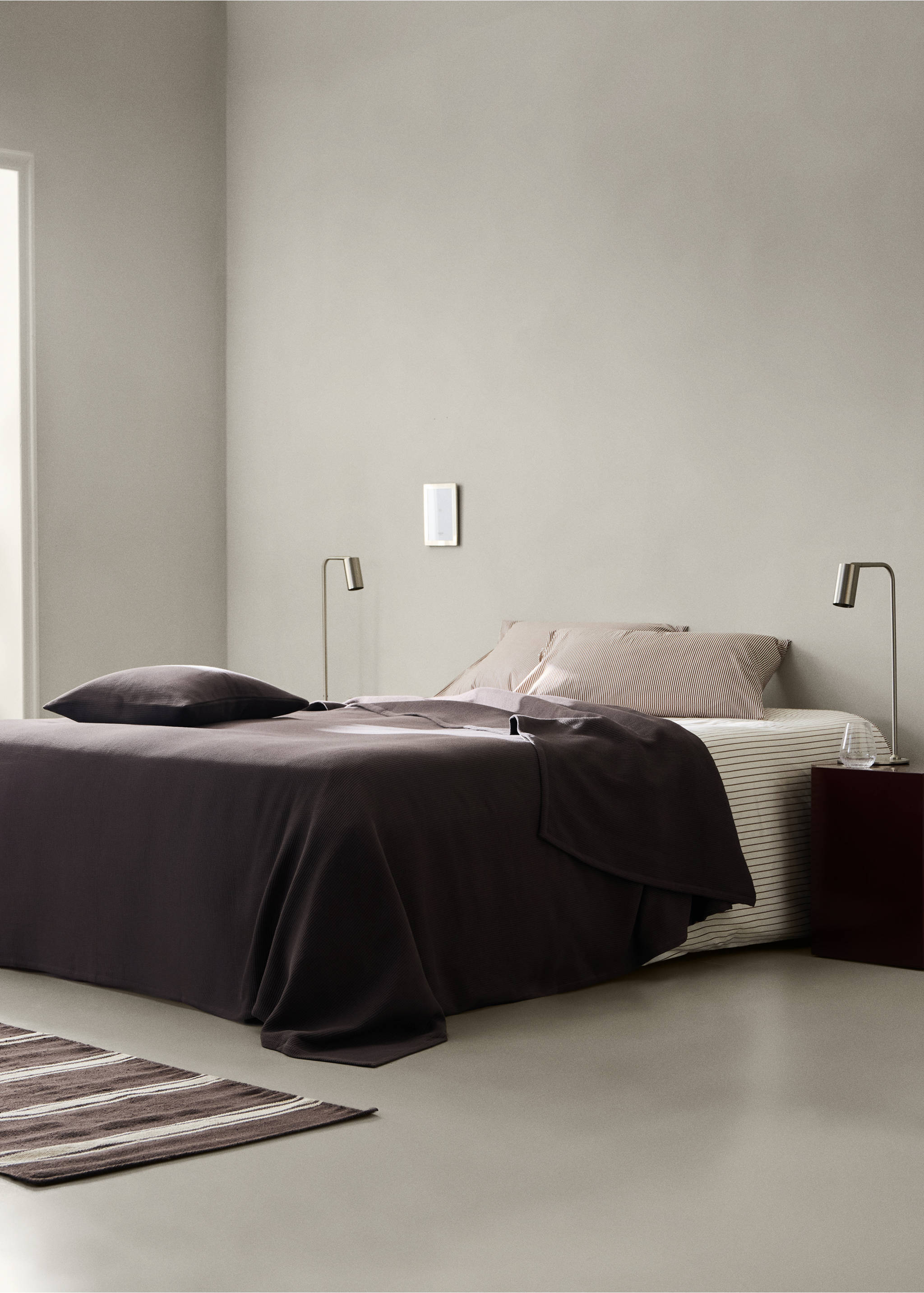 Cotton bedspread, textured relief, garment-dyed, 180/200 cm bed - General plane, Chocolate. Ref: 37052951-00.