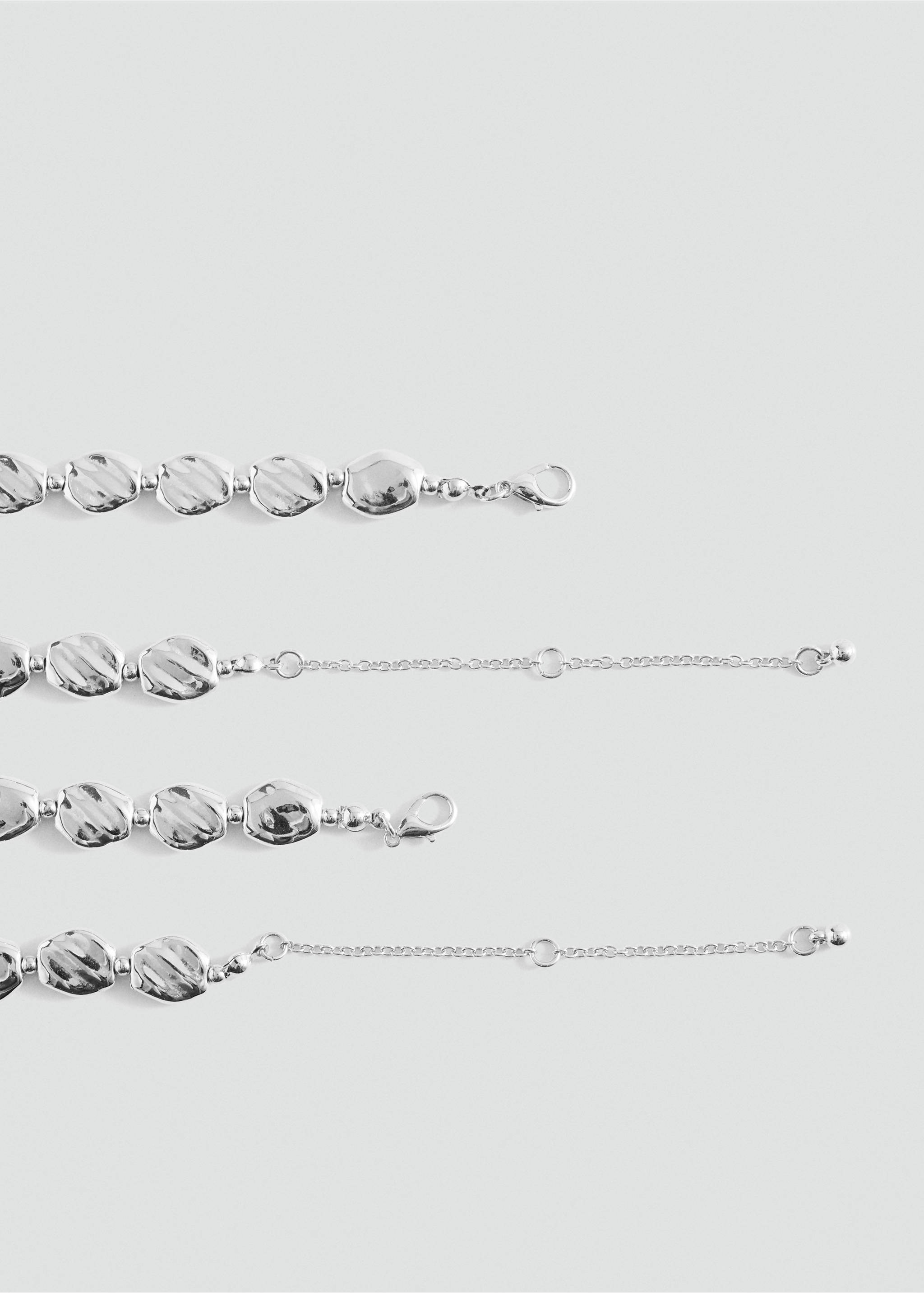 Combined necklace with metallic beads - Details of the article 1, Silver. Ref: 37052961-00.