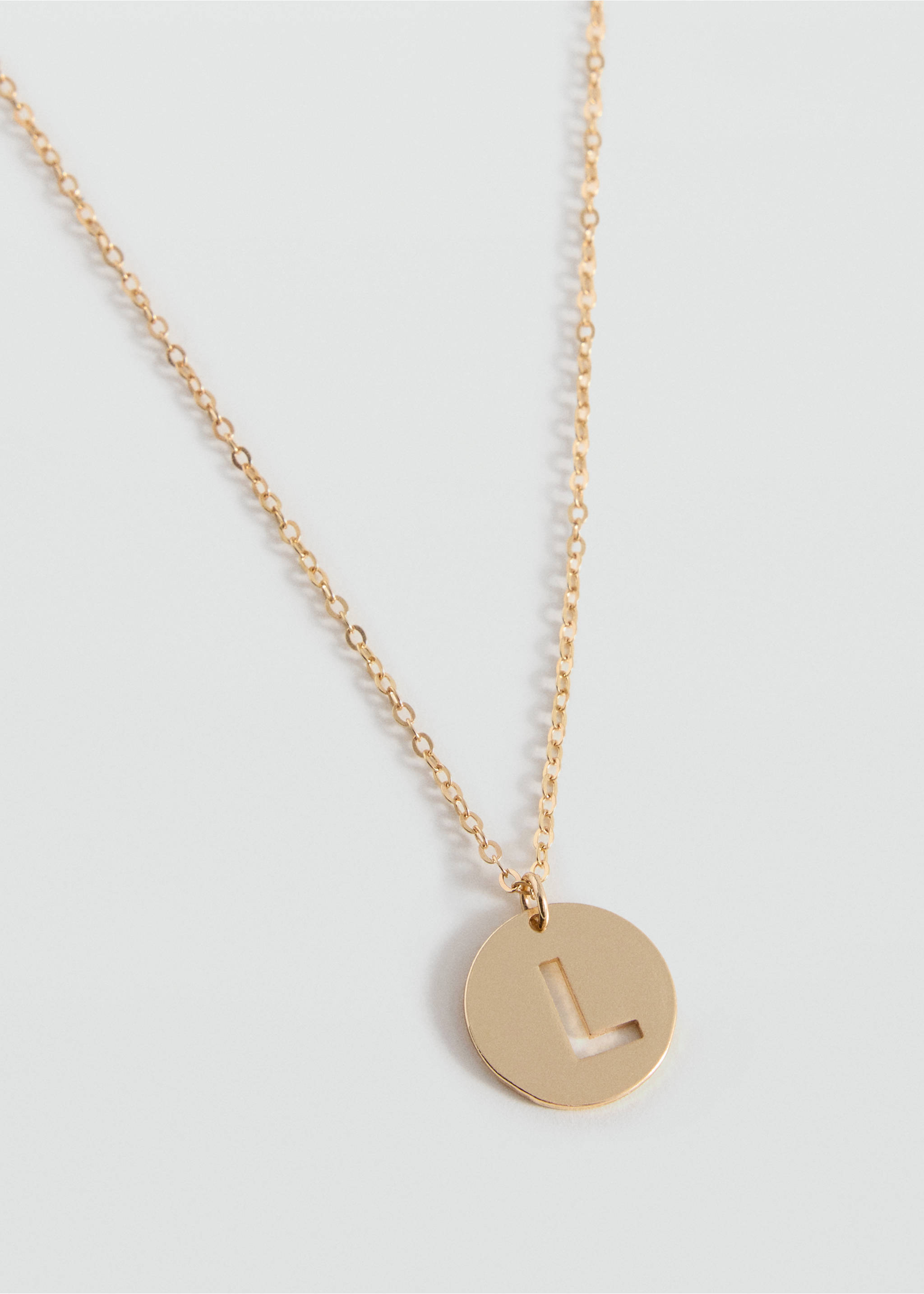 Letter Pendant Necklace - Medium plane, Gold. Ref: 37052969-00.