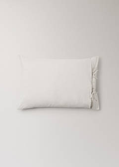 Two washed cotton pillowcases with tie closures 50x75 cm — Sand 3
