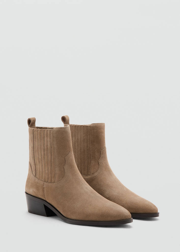Suede leather ankle boots — Sand