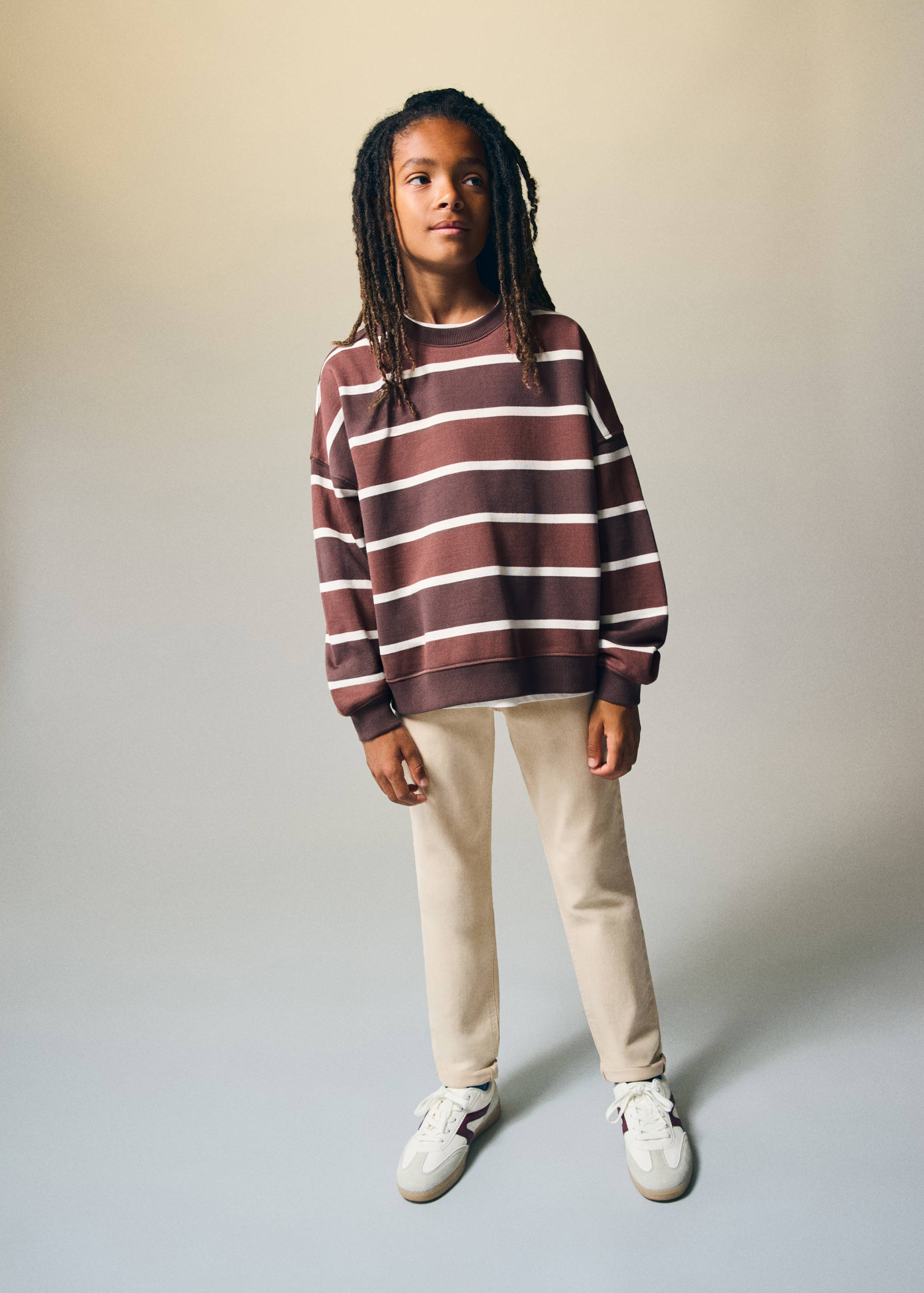 Cotton jeans with rolled-up hems - General plane