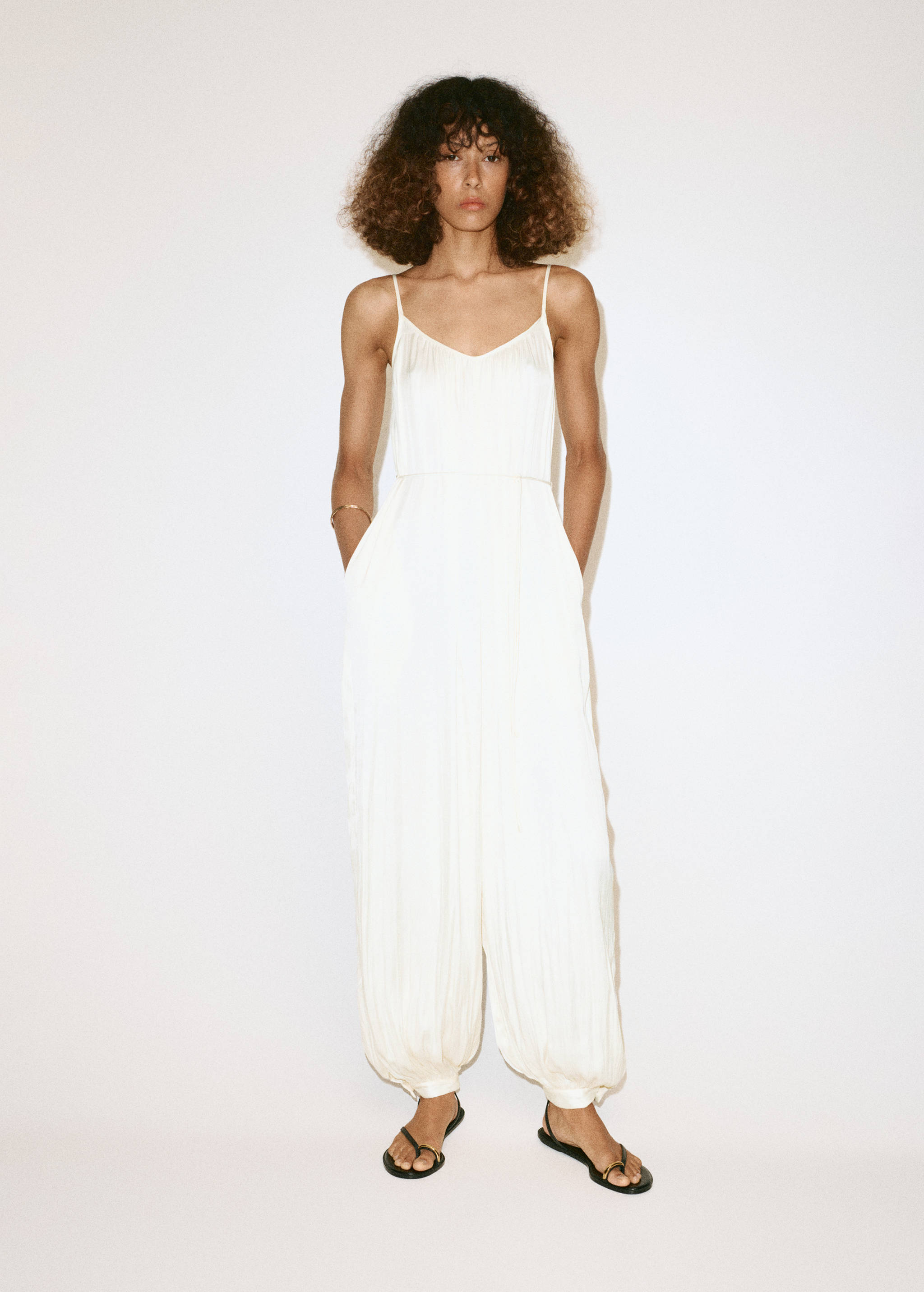 Fluid harem-style jumpsuit - General plane