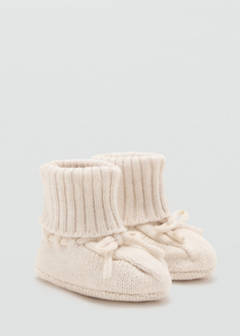 Knitted booties with bow — Sand 3