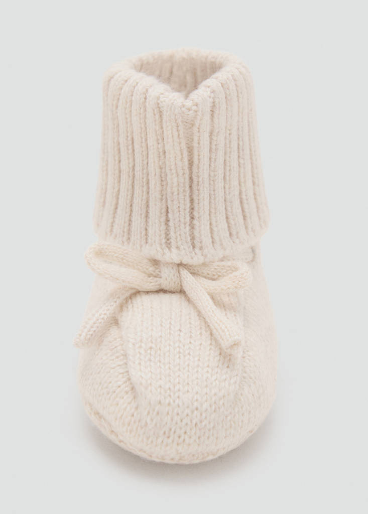 Knitted booties with bow — Sand