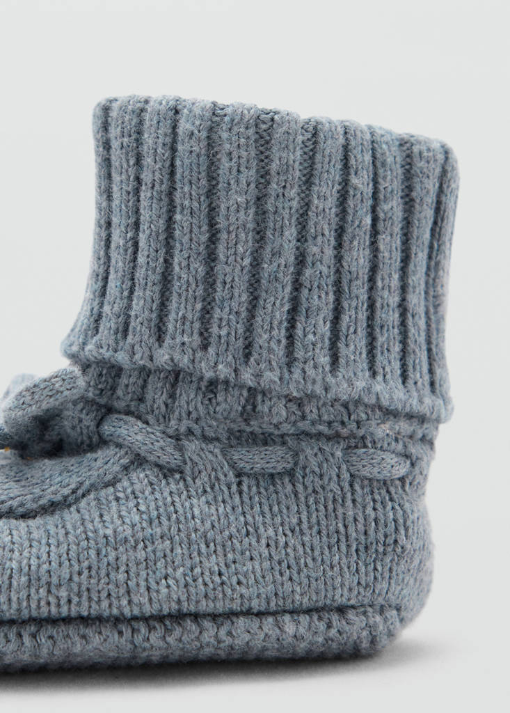 Knitted booties with bow — Green