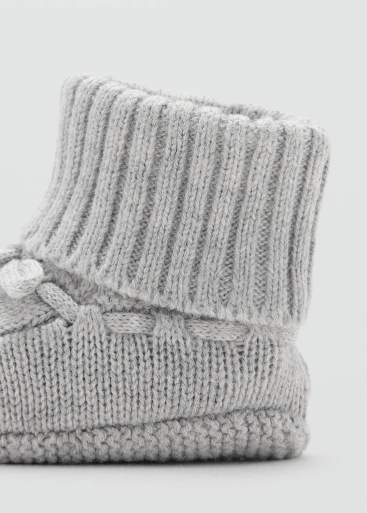 Knitted booties with bow — Medium Heather Grey