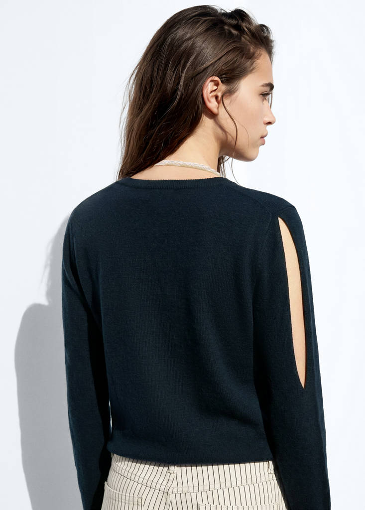 Knitted sweater with openings — Navy