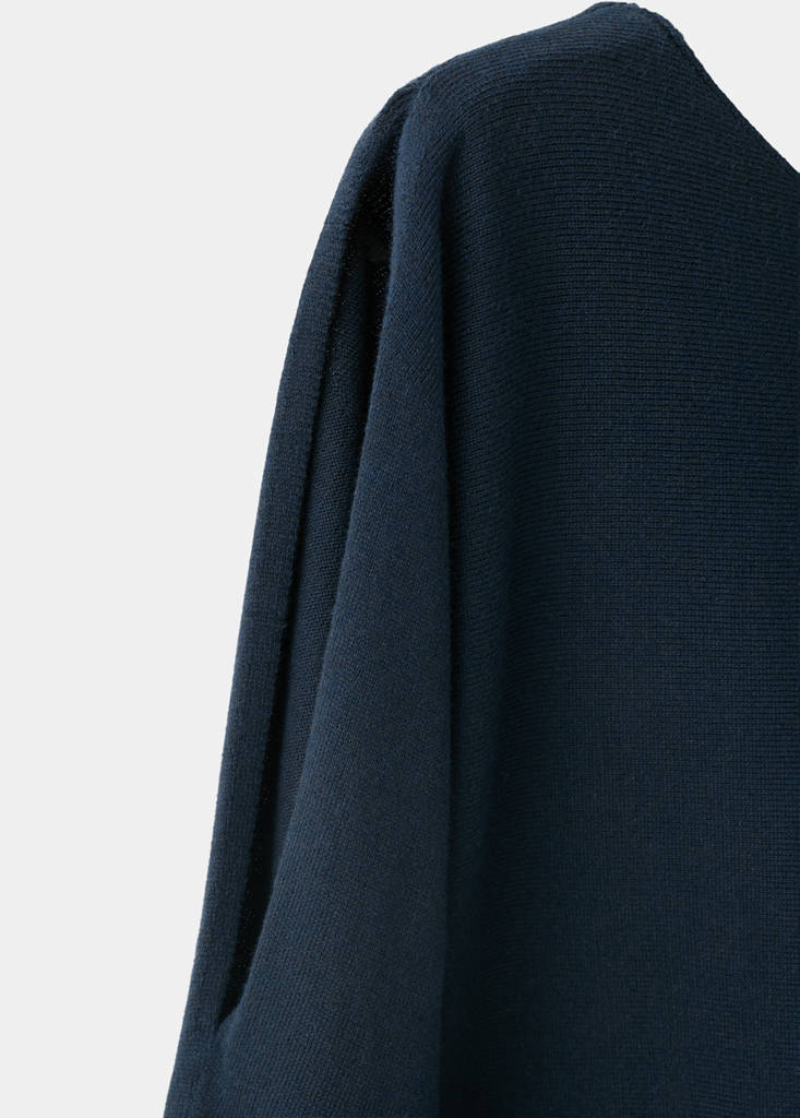 Knitted sweater with openings — Navy