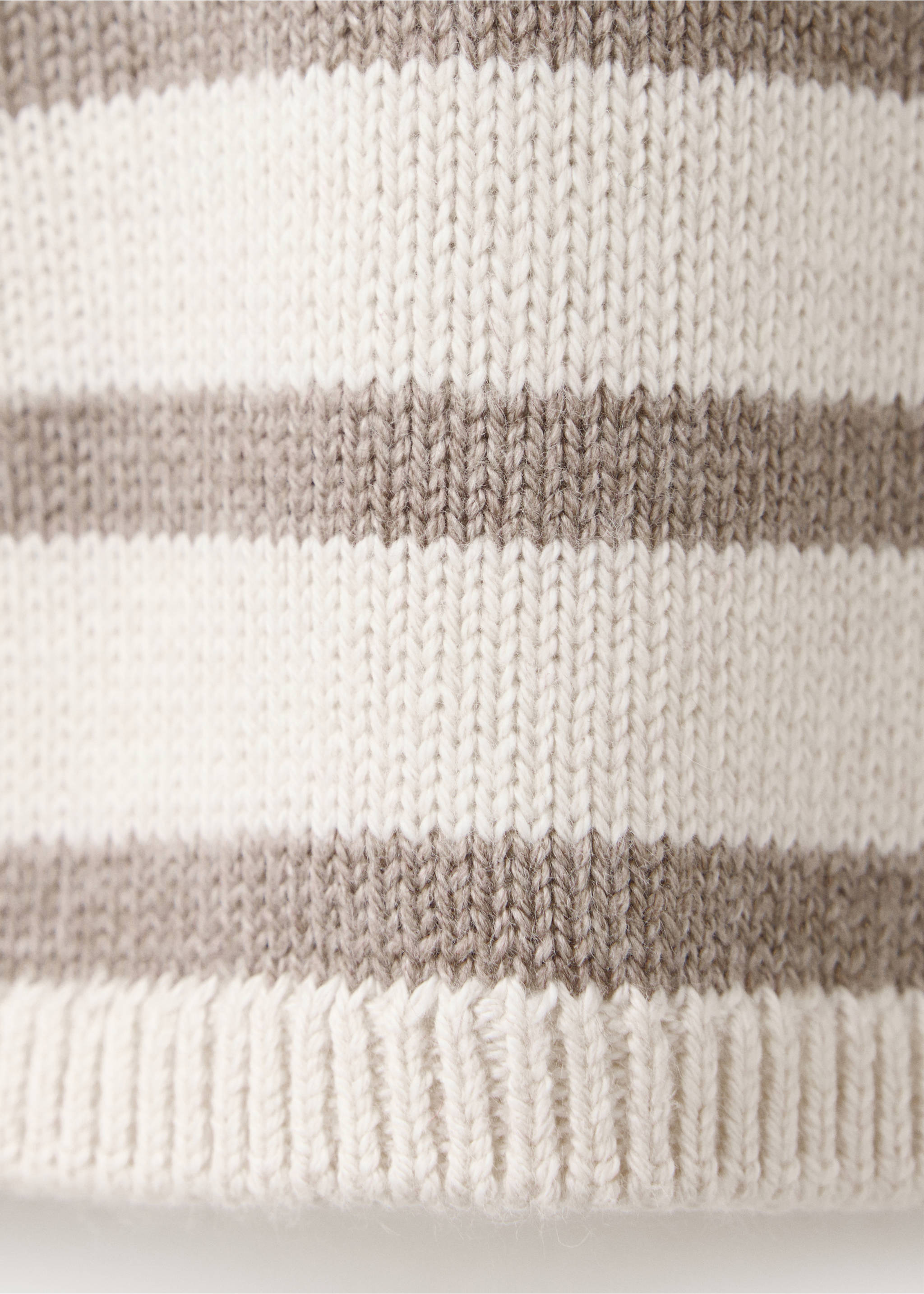 Knit striped sweater - Details of the article 8, Sand. Ref: 37053284-00.