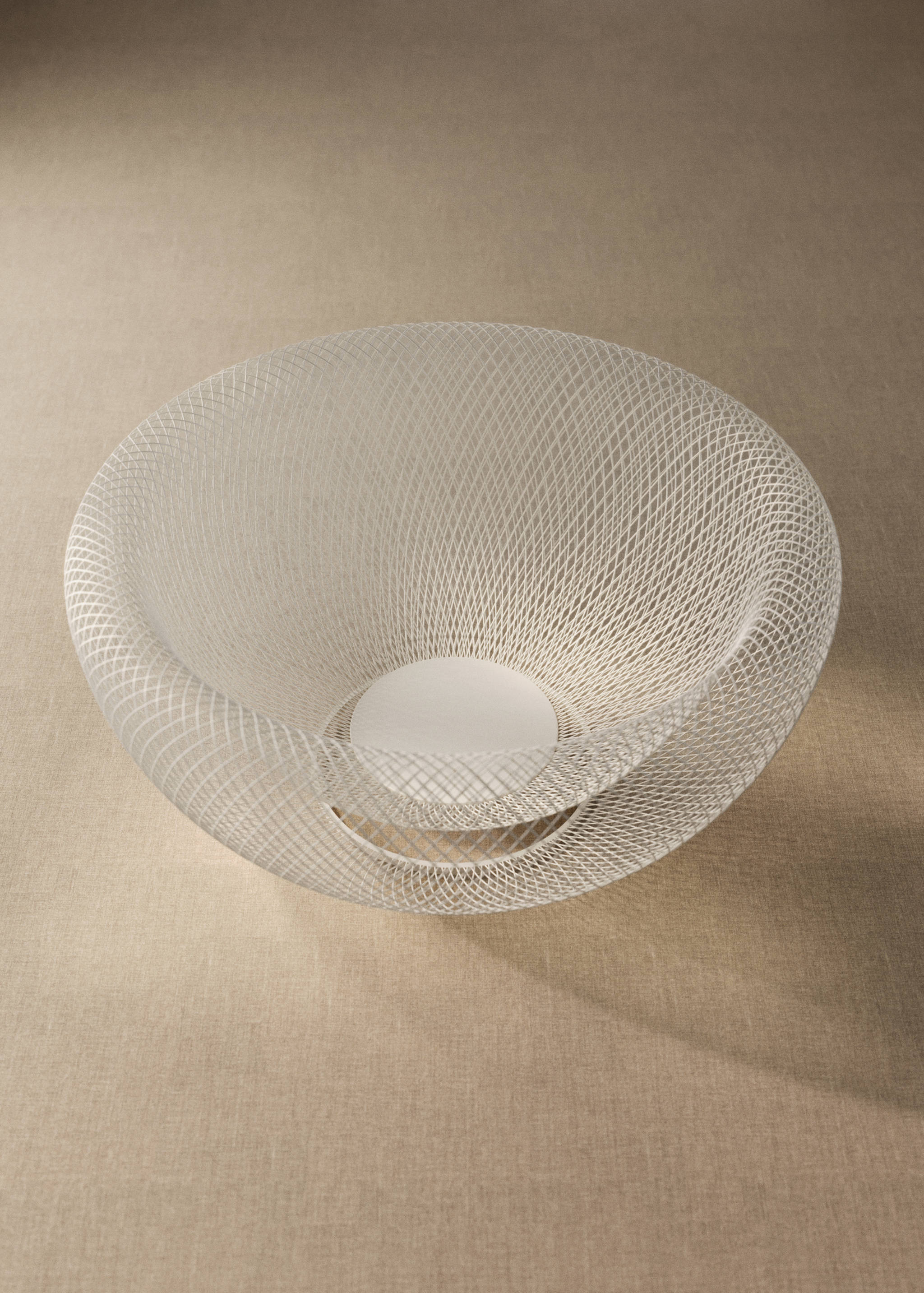 Medium iron serving dish with rack - General plane