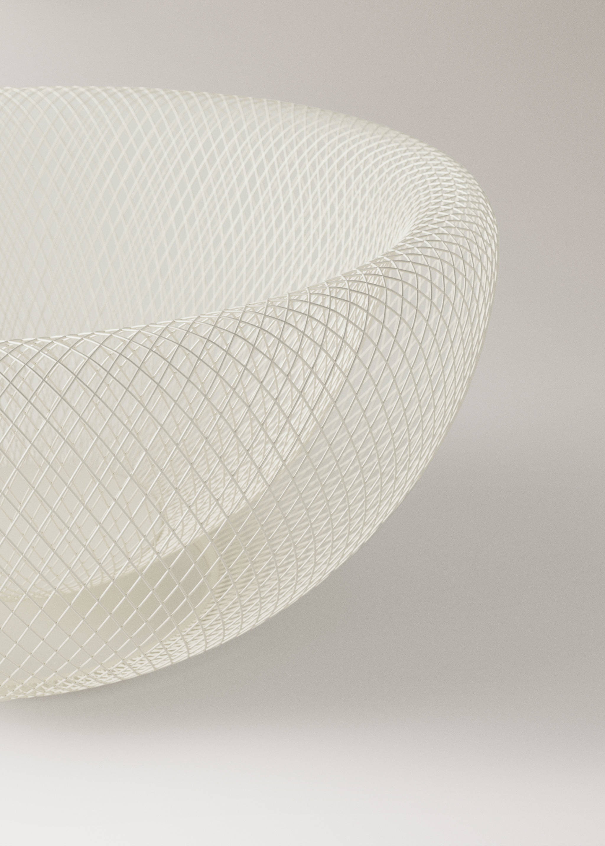 Medium iron serving dish with rack - Details of the article 1