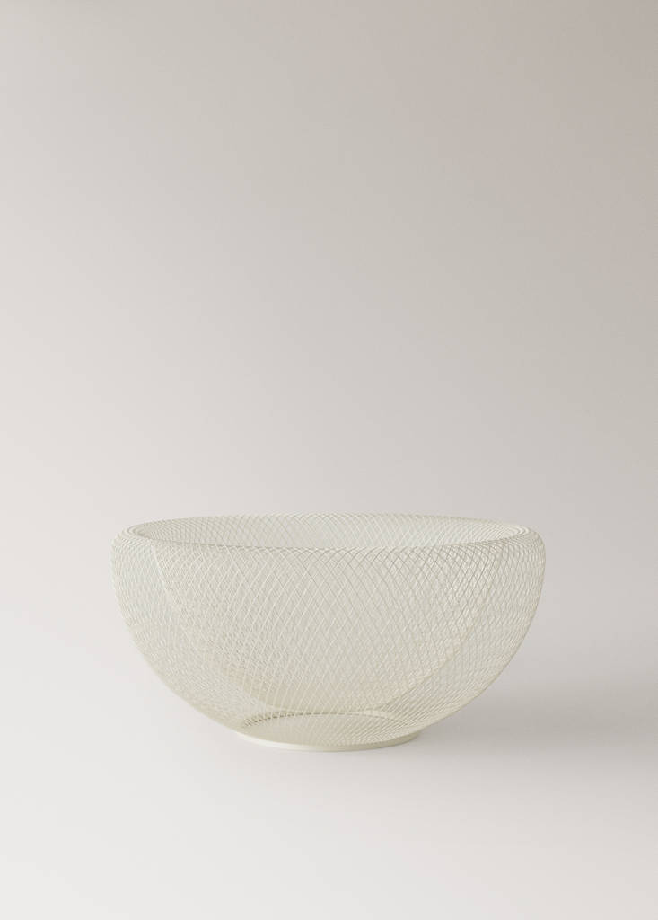 Medium iron serving dish with rack — Off White