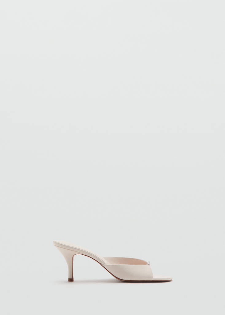 Heeled sandals with metallic detail — Ecru