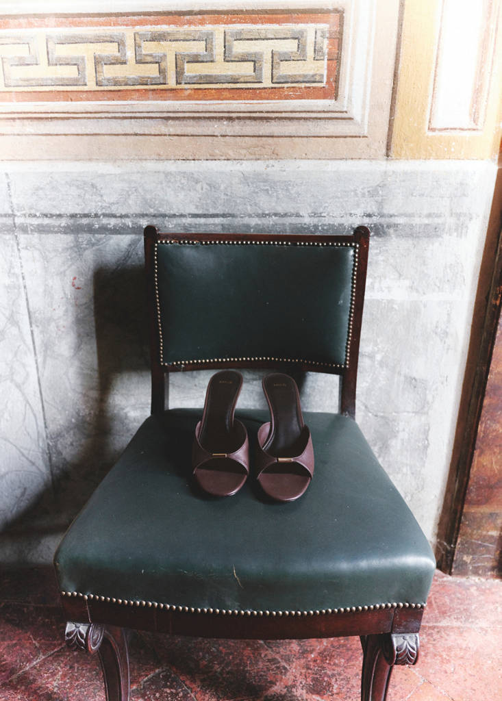 Heeled sandals with metallic detail — Burgundy
