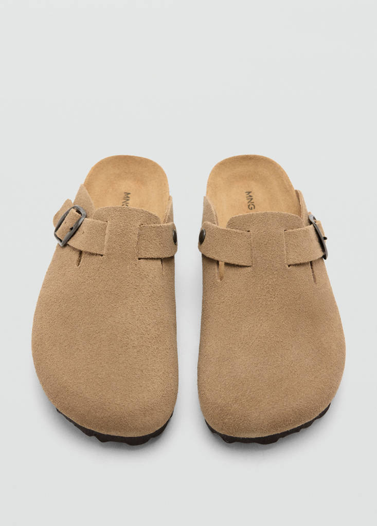 Leather clogs with buckle — Brown