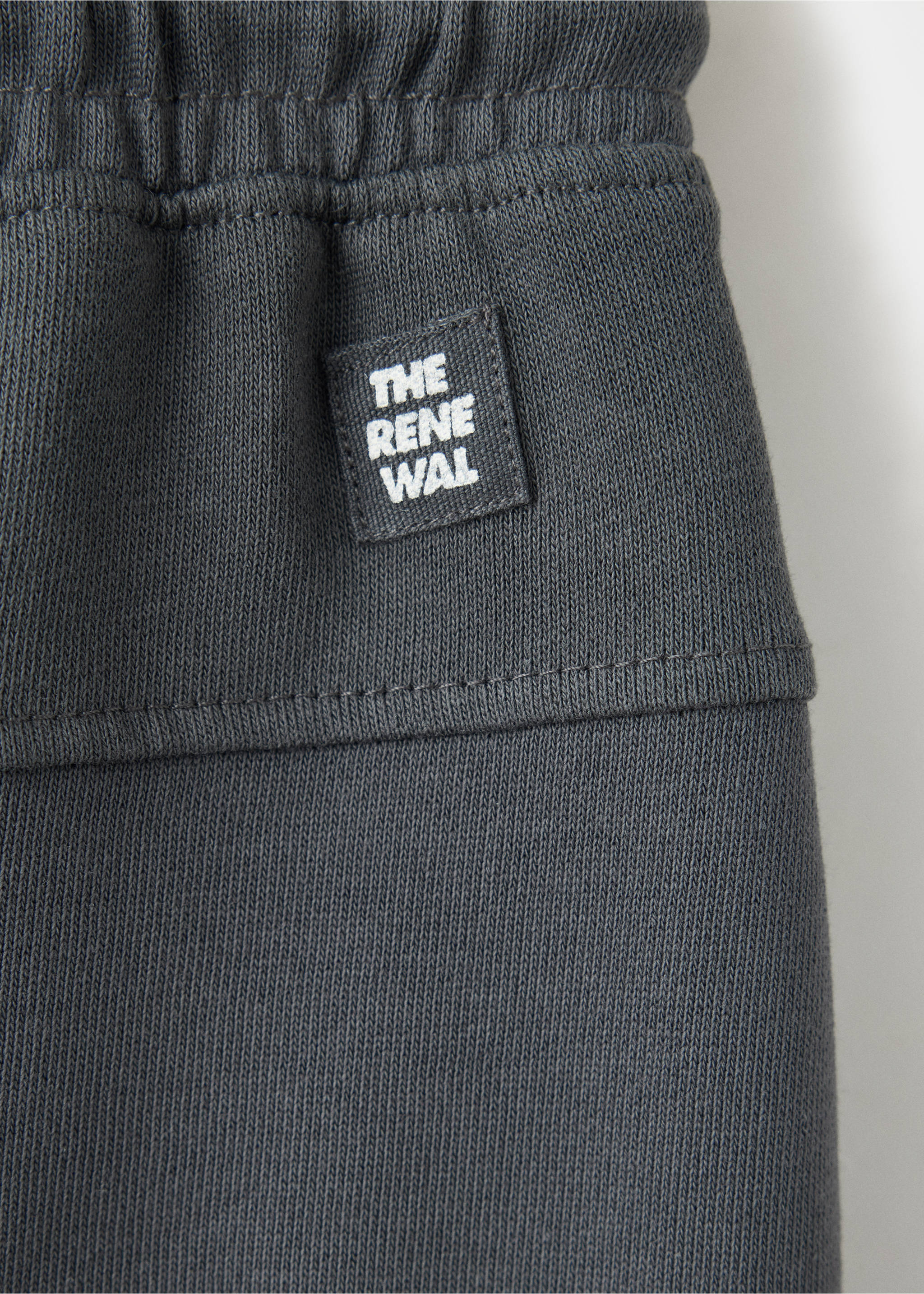 Drawstring jogger trousers - Details of the article 0, Charcoal. Ref: 37053321-00.