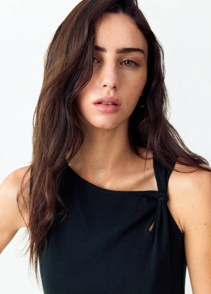 Fine knit top with knot detail — Navy