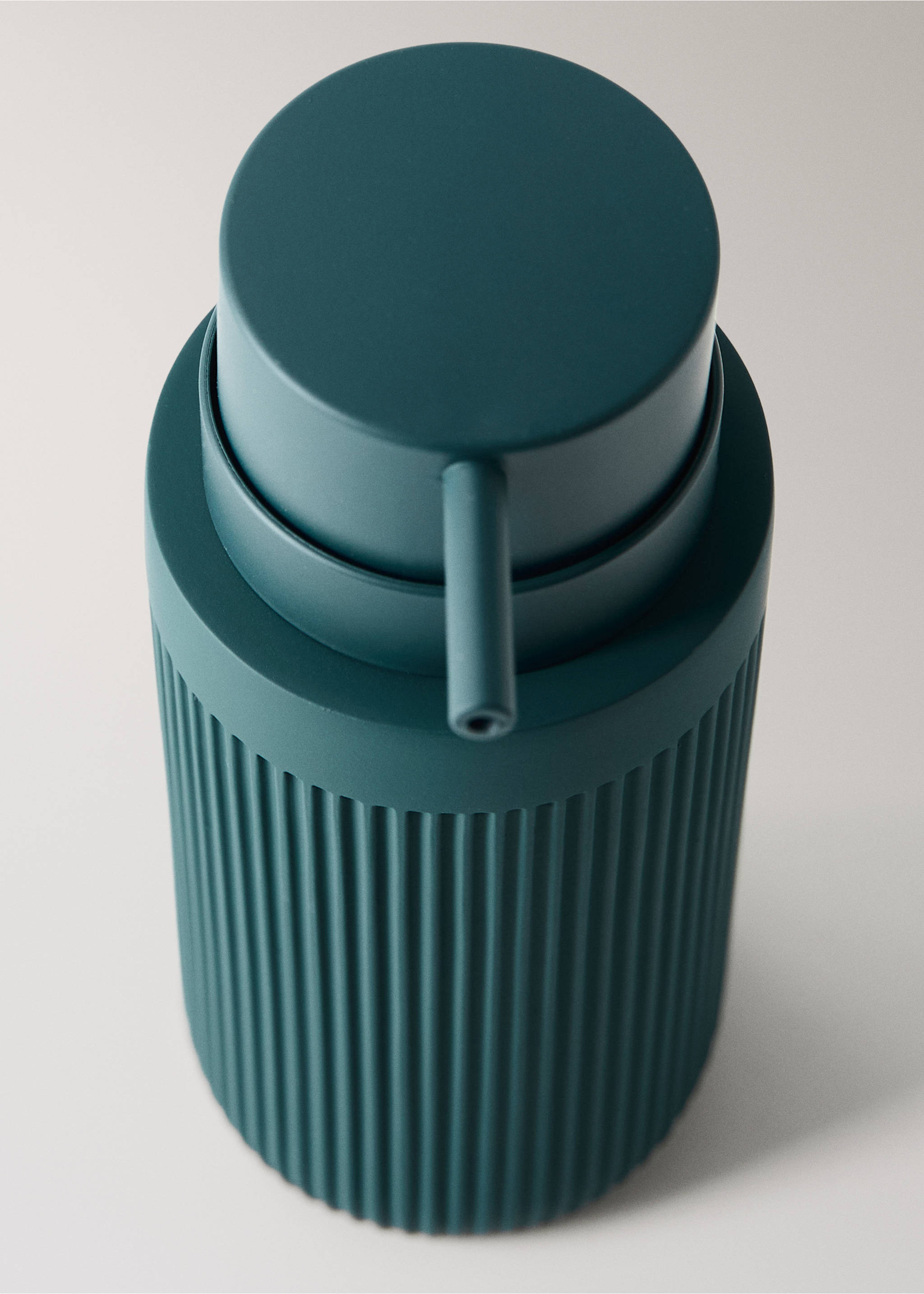 Striped resin soap dispenser - Details of the article 1, Dark Green. Ref: 37053863-00.