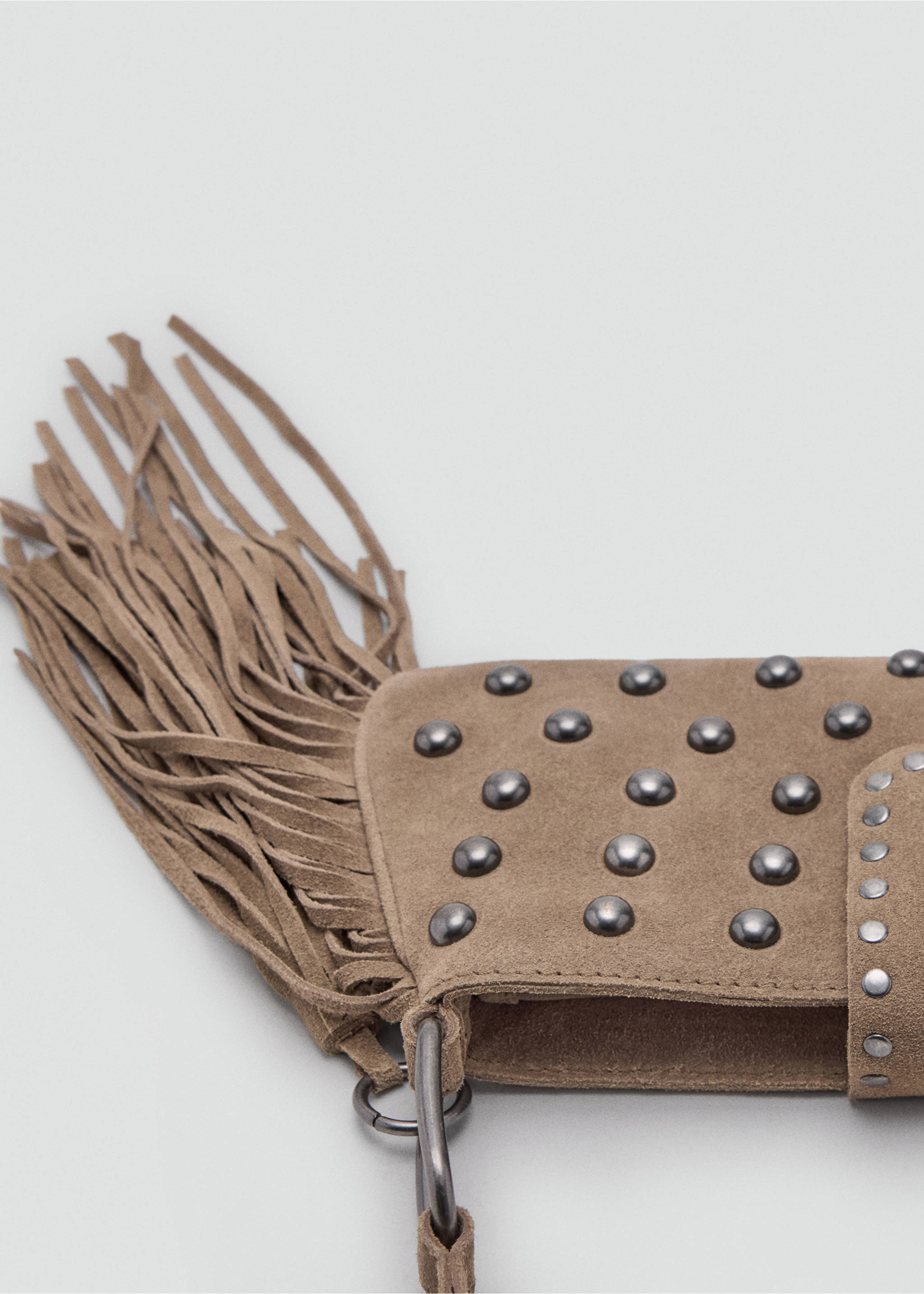 Fringe leather bag - Details of the article 3, Sand. Ref: 37053877-00.