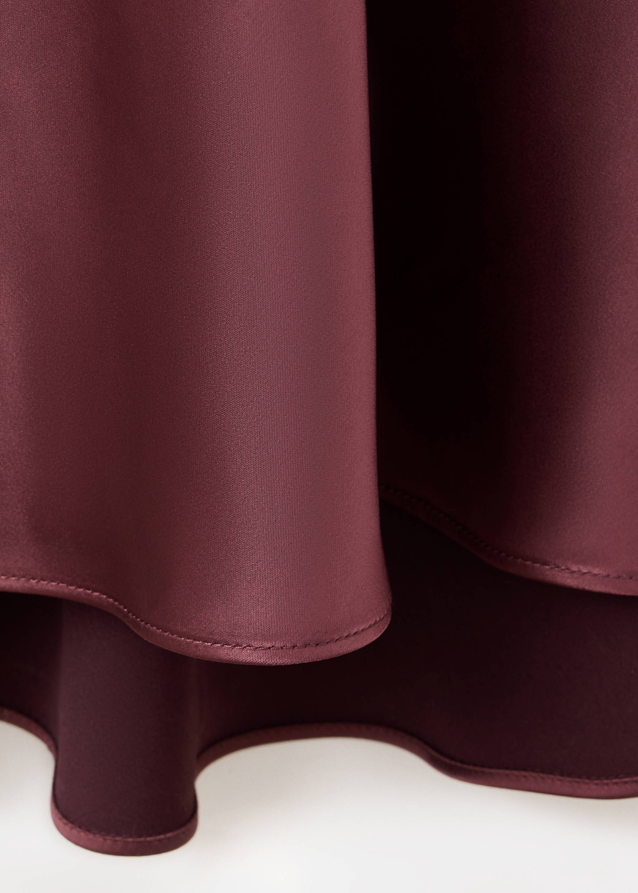 Robe satinée en dentelle - Détail de l'article 0
