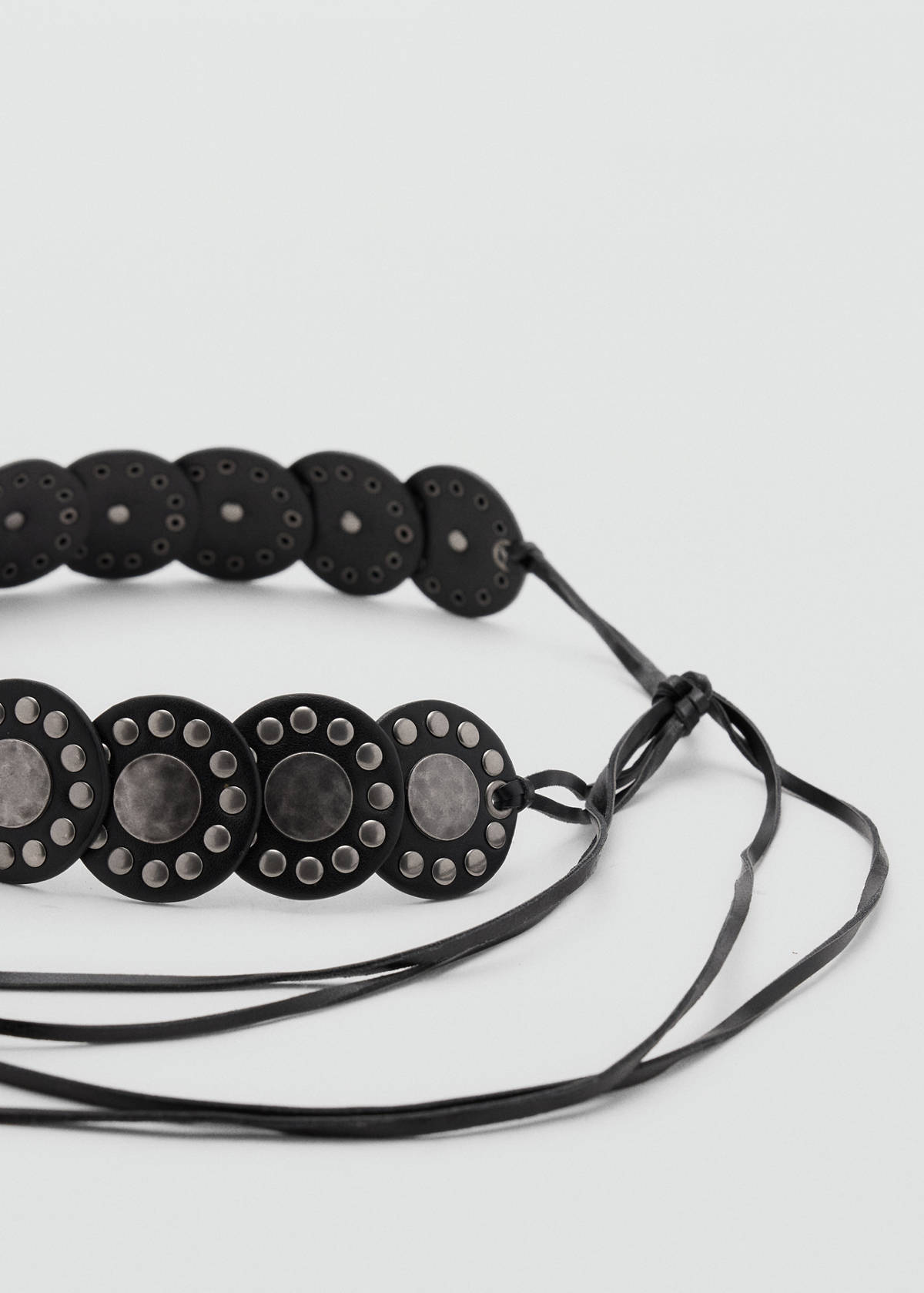 Studded bow belt — Black