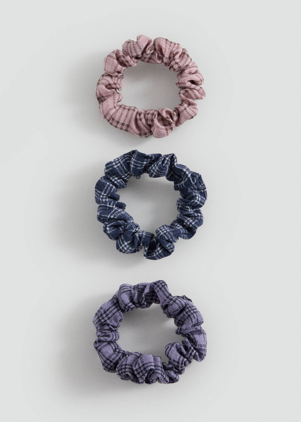 Pack of 3 checked scrunchies — Pale Pink