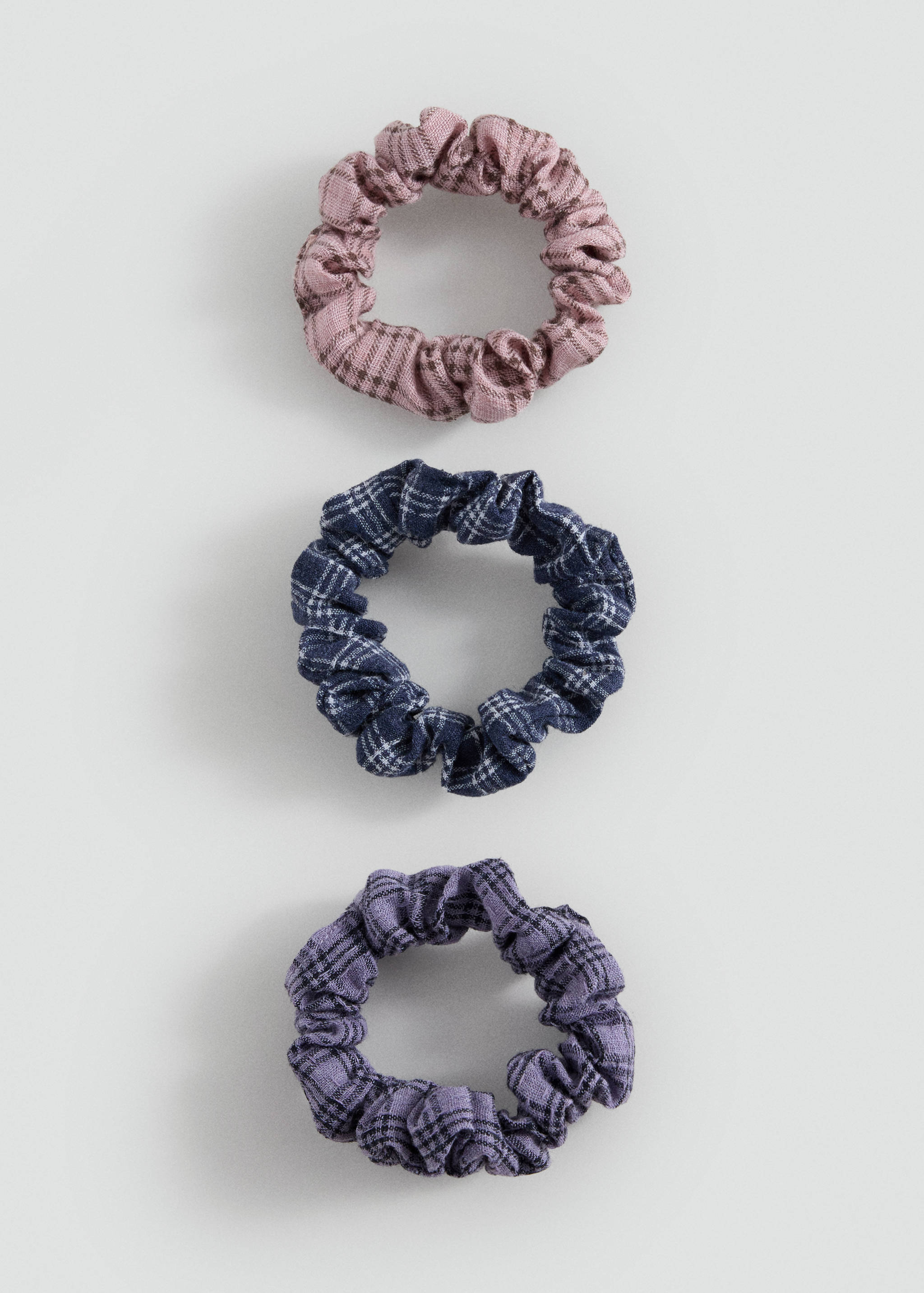 Pack of 3 checked scrunchies - Article without model