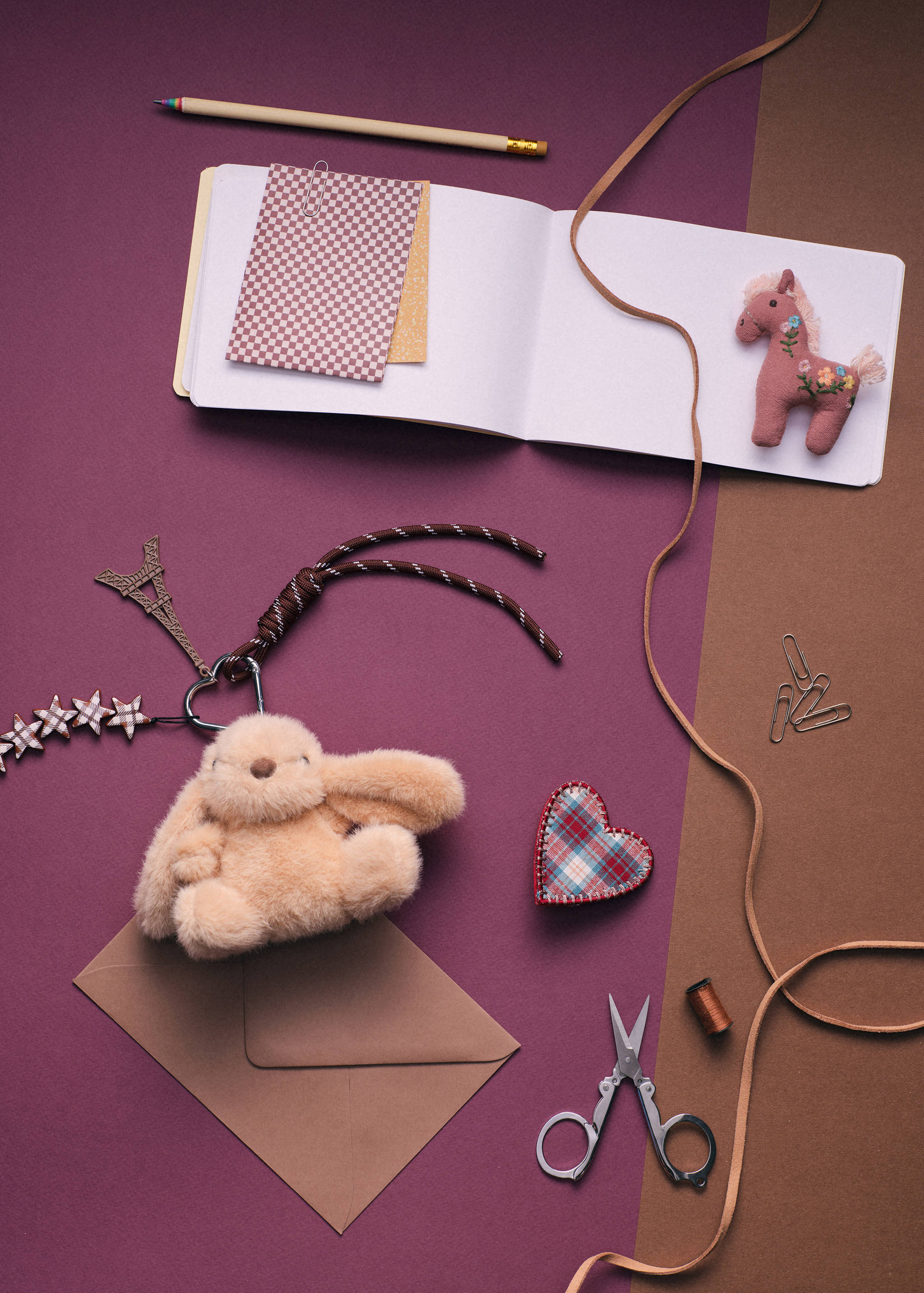 Bunny charm keychain - Details of the article 5