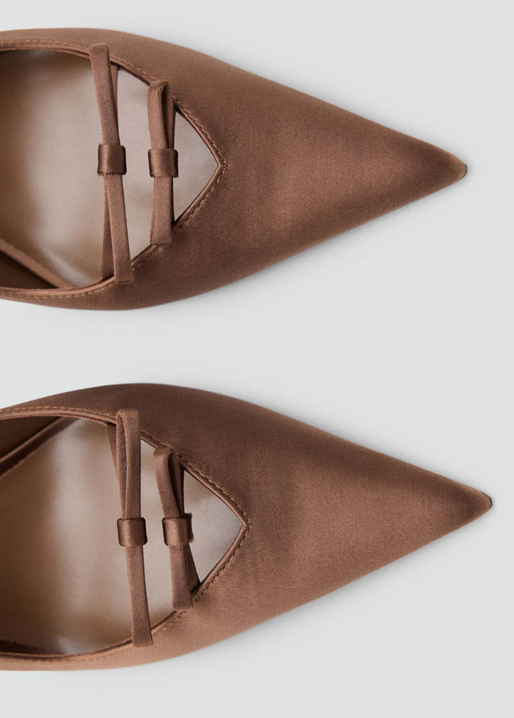 Satin court shoes — Chocolate