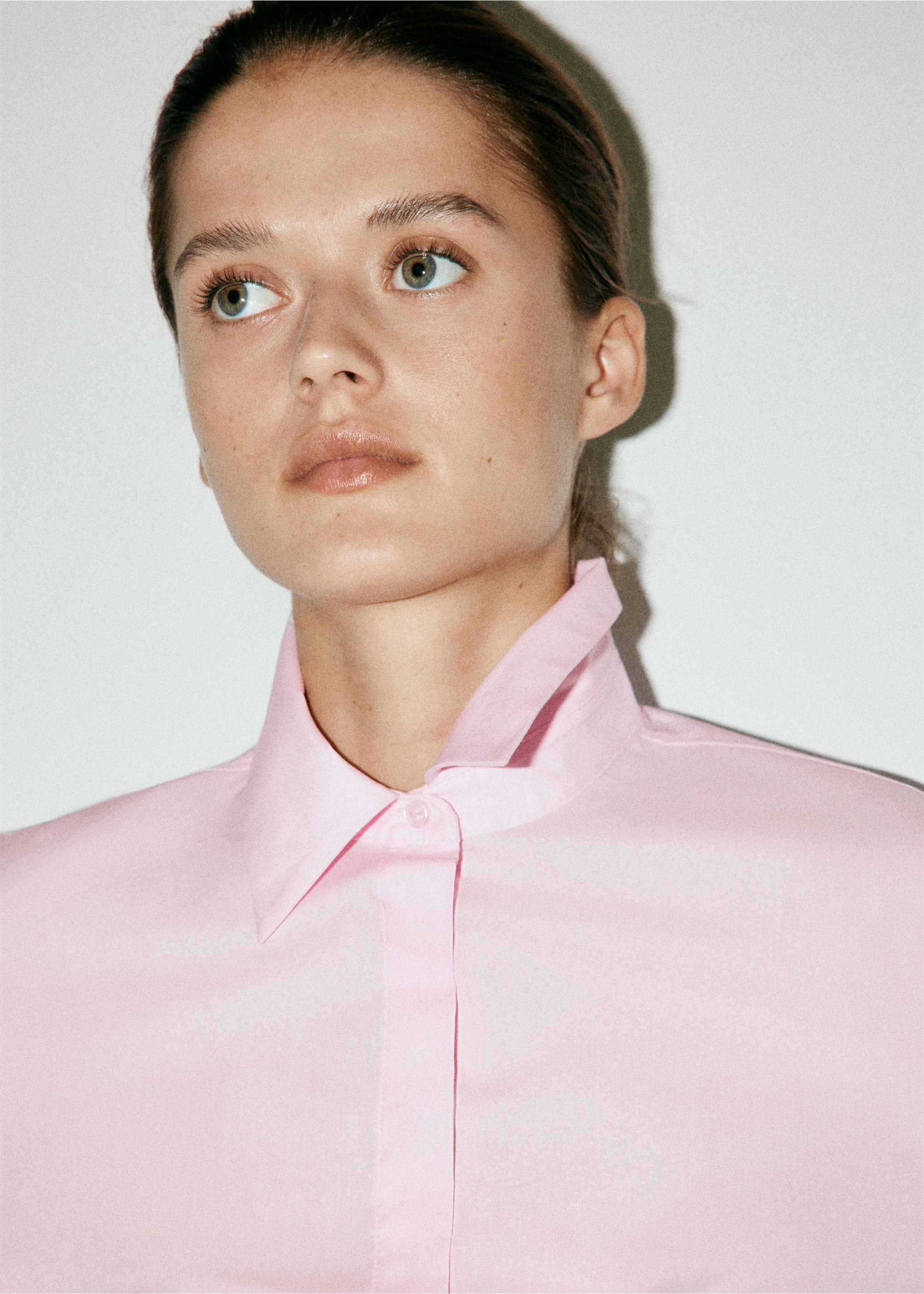 Chemise popeline cintrée - Détail de l'article 1, Rose clair. Ref: 37054068-00.