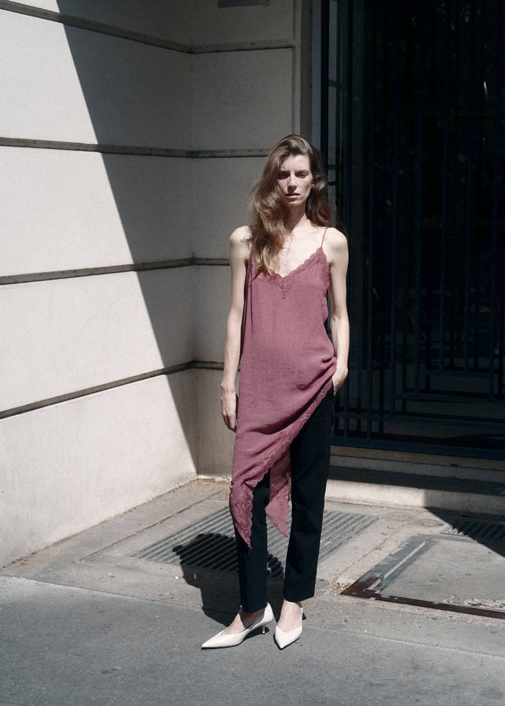 Asymetryczny top bieliźniany z koronką różowy - Kobieta - XS - MANGO