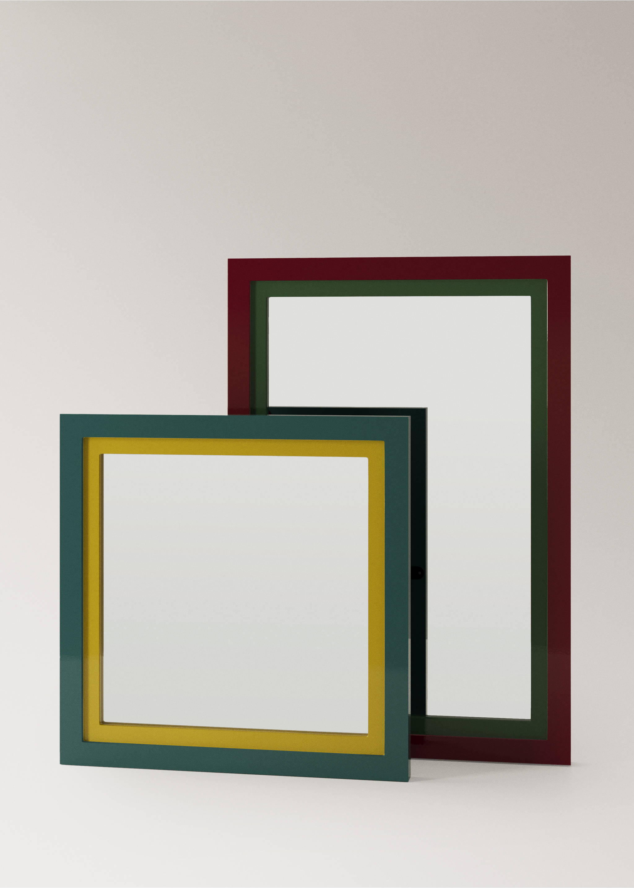 Medium-sized double mirror in lacquered colour - Details of the article 3, Petrol Blue. Ref: 37054082-00.