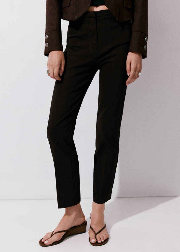 Straight-cut crop trousers — Chocolate